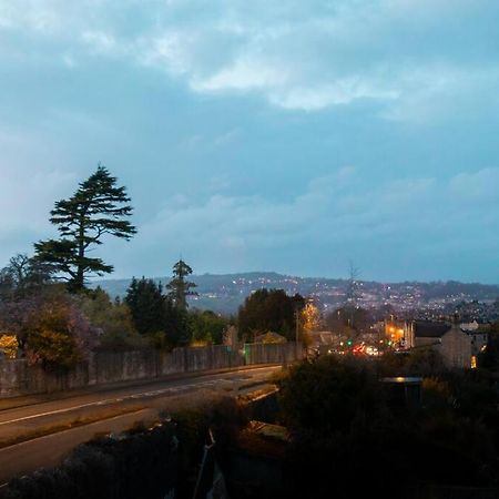 Georgian Gem Free Parking &Views Apartment Бат Екстериор снимка